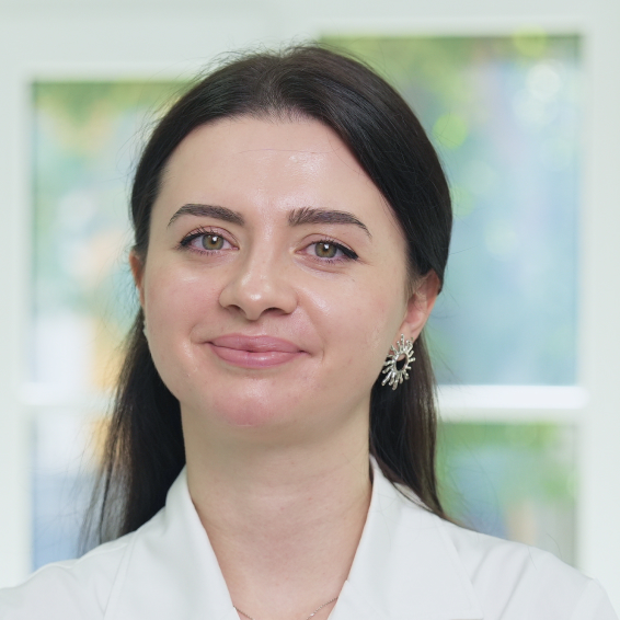 Врач-дерматолог, косметолог, трихолог Ноева Наталья Николаевна - клиника MEDICRIS Москва